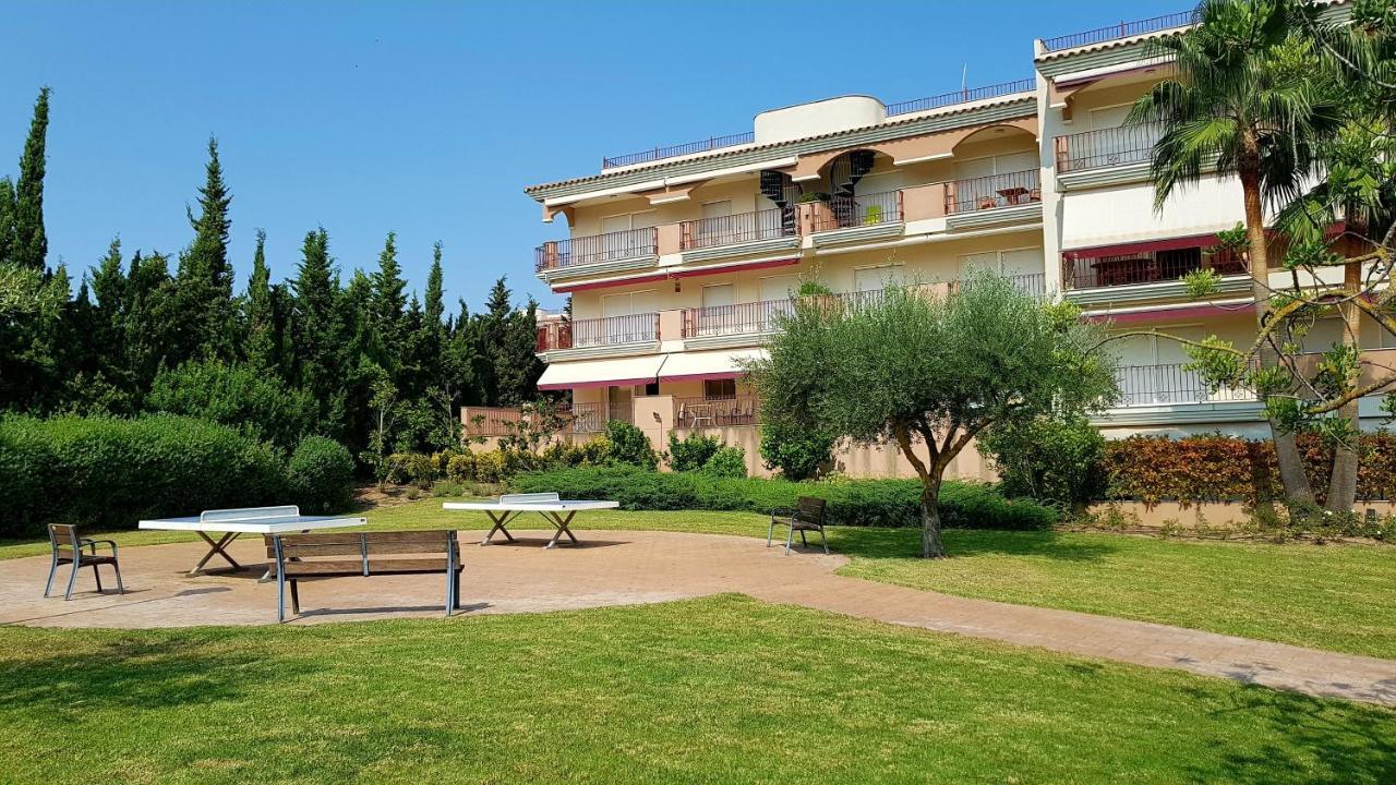 Golden Beach Apartamentos Sant Carles De La Rapita Ngoại thất bức ảnh