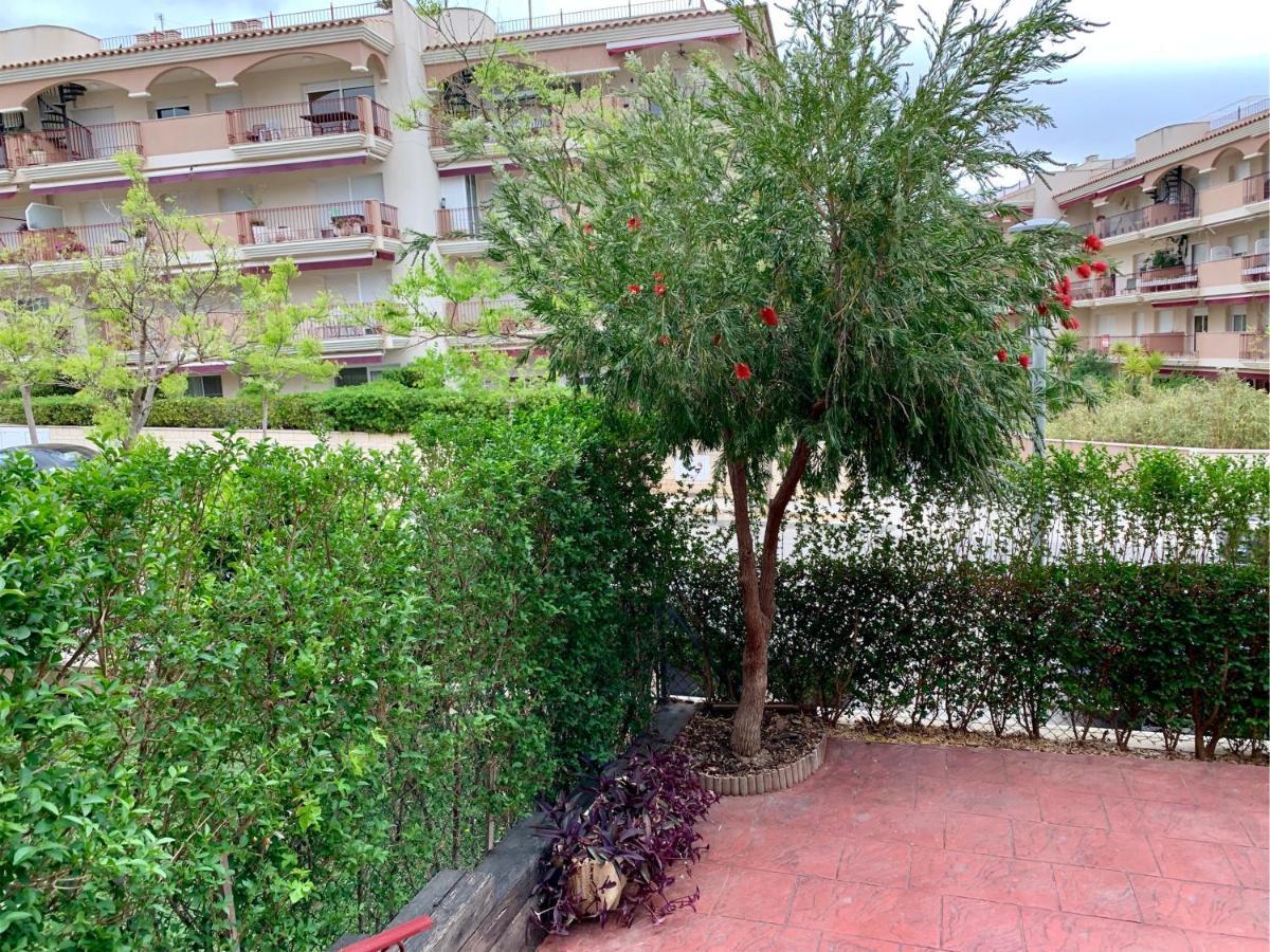 Golden Beach Apartamentos Sant Carles De La Rapita Ngoại thất bức ảnh