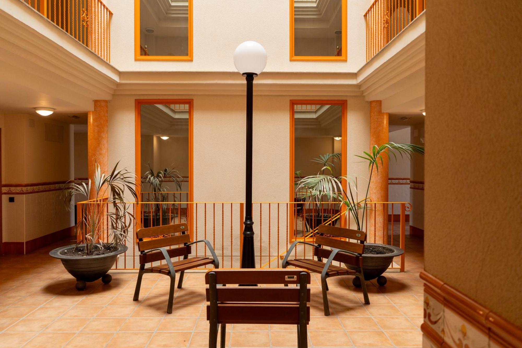 Golden Beach Apartamentos Sant Carles De La Rapita Ngoại thất bức ảnh