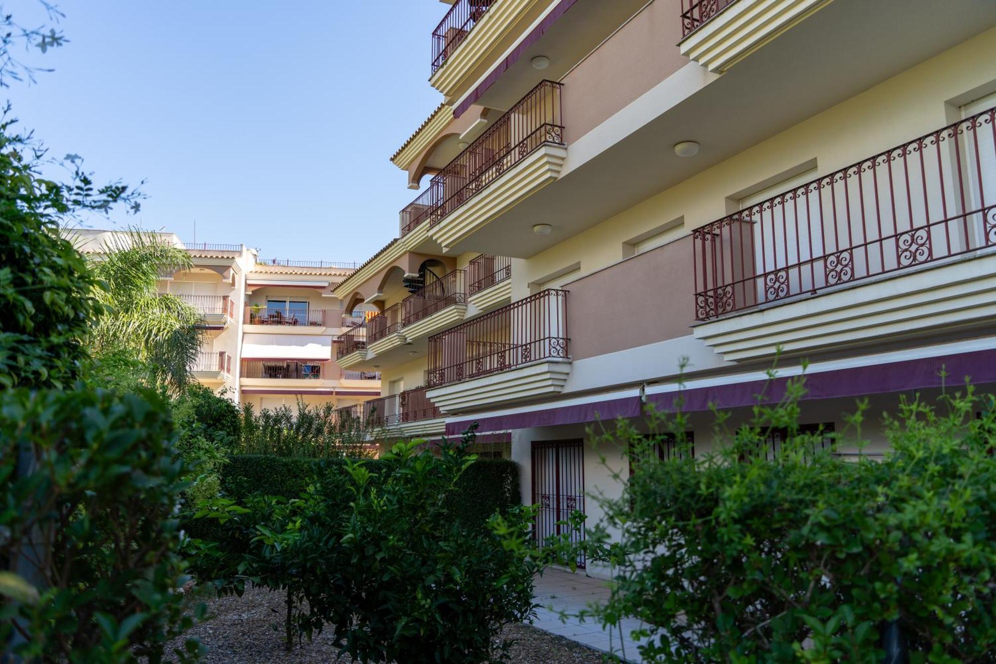 Golden Beach Apartamentos Sant Carles De La Rapita Ngoại thất bức ảnh