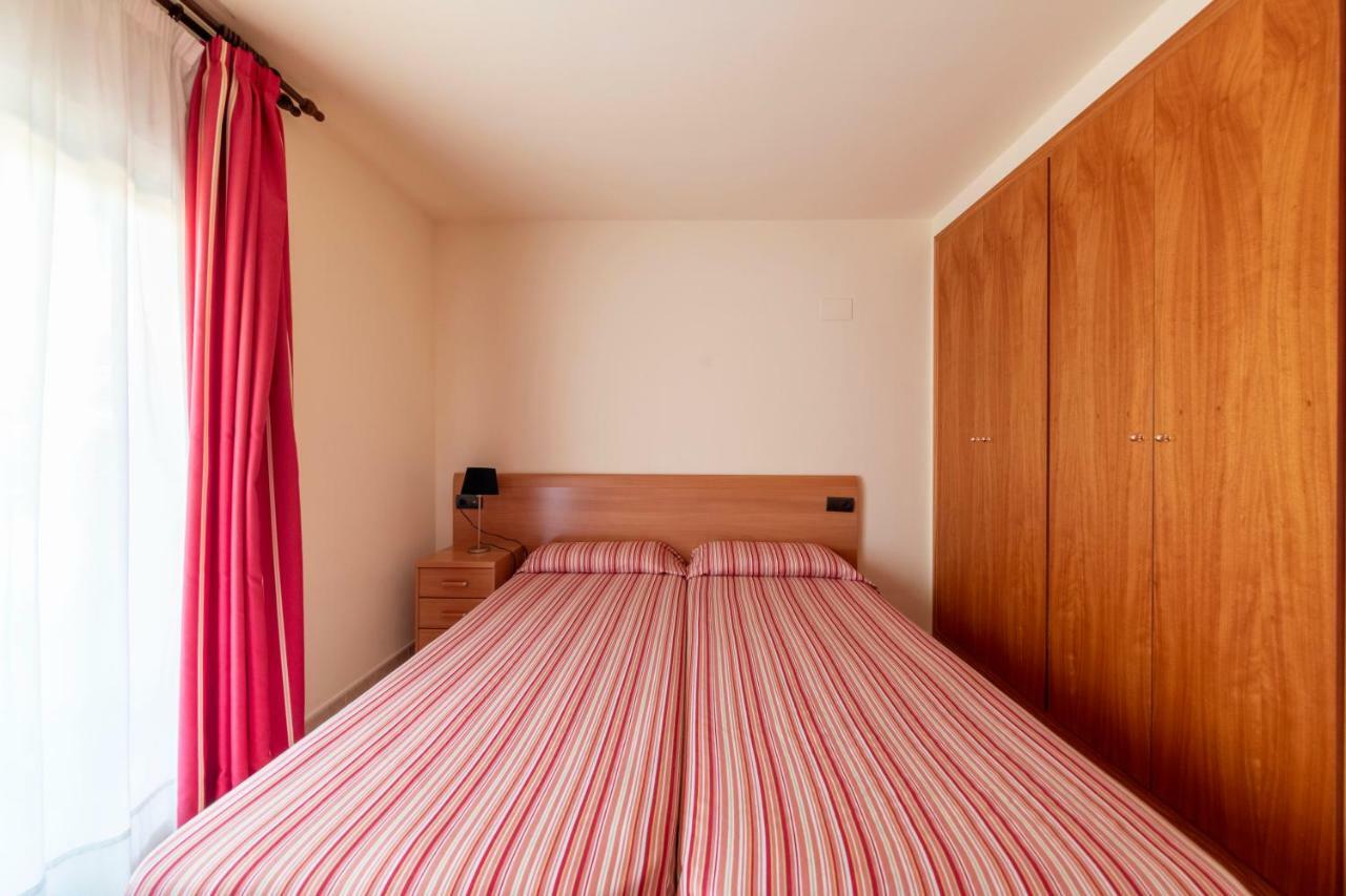Golden Beach Apartamentos Sant Carles De La Rapita Ngoại thất bức ảnh