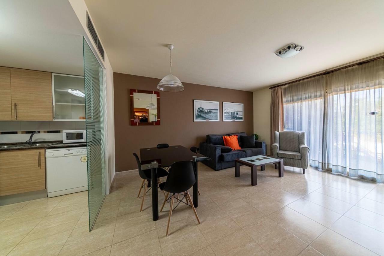 Golden Beach Apartamentos Sant Carles De La Rapita Ngoại thất bức ảnh